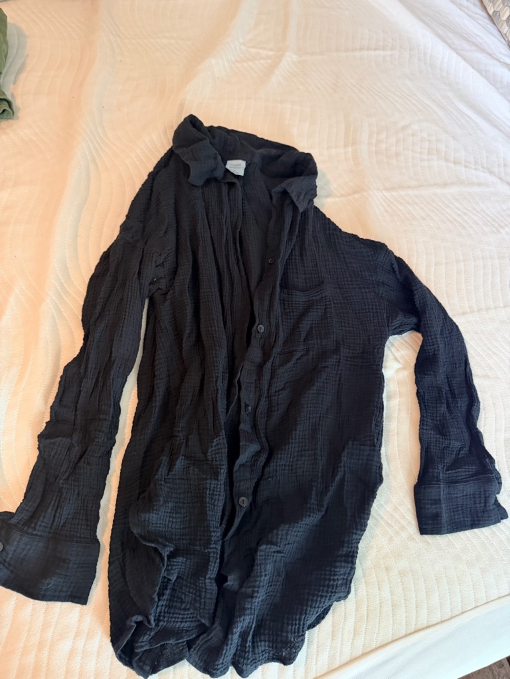 Shade & Shore Black Button-Up Gauze Shirt Swim Cover Up - Picture 2 of 6